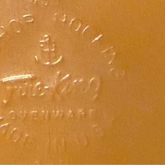 Fire King / Anchor Hocking Peach Lustreware #450 casserole dish with the lid. - Picture 4 of 4